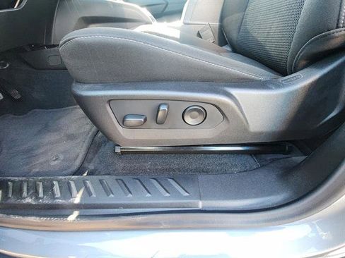 Used 2025 GMC Canyon Elevation w/ Convenience Package RWD image 21