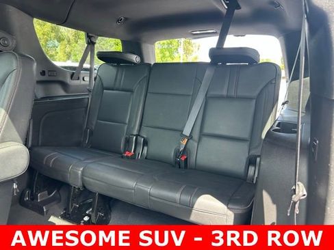 Used 2022 Chevrolet Suburban RST w/ Luxury Package AWD/4WD image 16