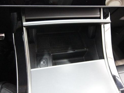Used 2025 Land Rover Range Rover Velar Dynamic SE AWD/4WD image 26