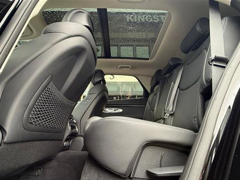 Used 2024 Genesis GV70 2.5T w/ Advanced Package image 20