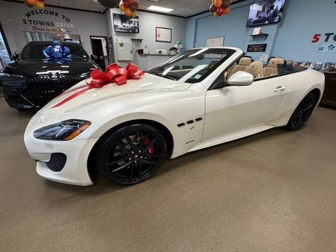 Used 2017 Maserati GranTurismo MC Centennial image 8