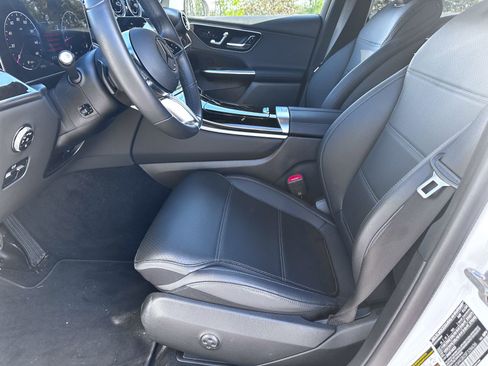 Certified 2025 Mercedes-Benz GLC 300 GLC 300 image 17