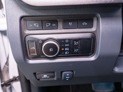 Used 2024 Ford F250 Platinum AWD/4WD image 41