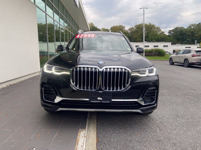 Used 2022 BMW X7 xDrive40i w/ Premium Package AWD/4WD image 4