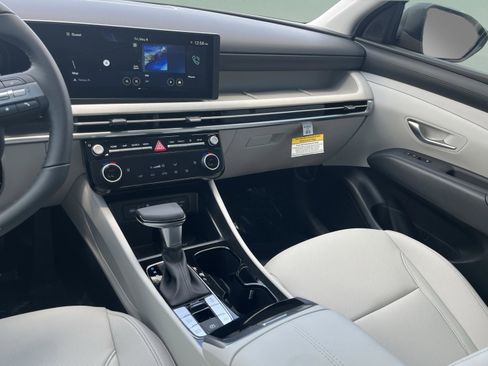 New 2026 Hyundai Tucson SEL FWD image 17