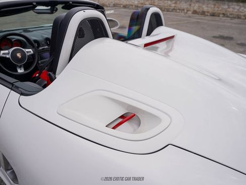 Used 2012 Porsche Boxster Spyder image 32