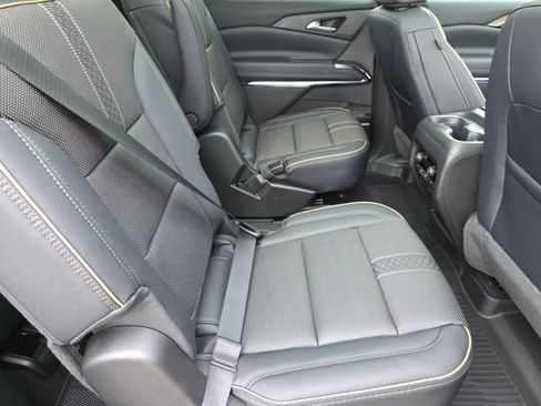 New 2026 Chevrolet Traverse High Country w/ LPO, Floor Liner Package image 27