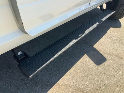 Used 2020 RAM 2500 Laramie AWD/4WD image 13
