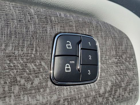 New 2026 Ford Explorer Platinum w/ LUX Leather Package image 22