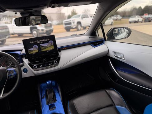 Used 2020 Toyota Corolla SE w/ SE Premium Package image 39