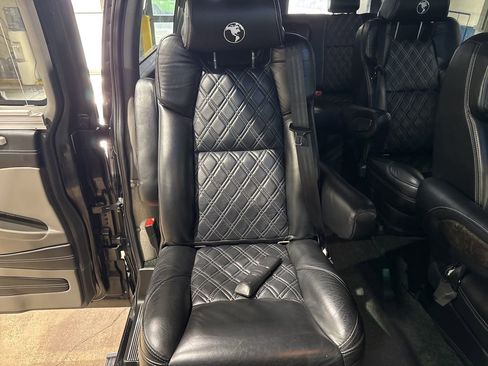 Used 2020 GMC Savana 2500 Extended w/ Enhanced Convenience Package RWD image 29