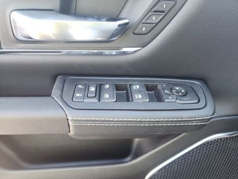 New 2026 RAM 1500 Laramie w/ Sport Appearance Package AWD/4WD image 17