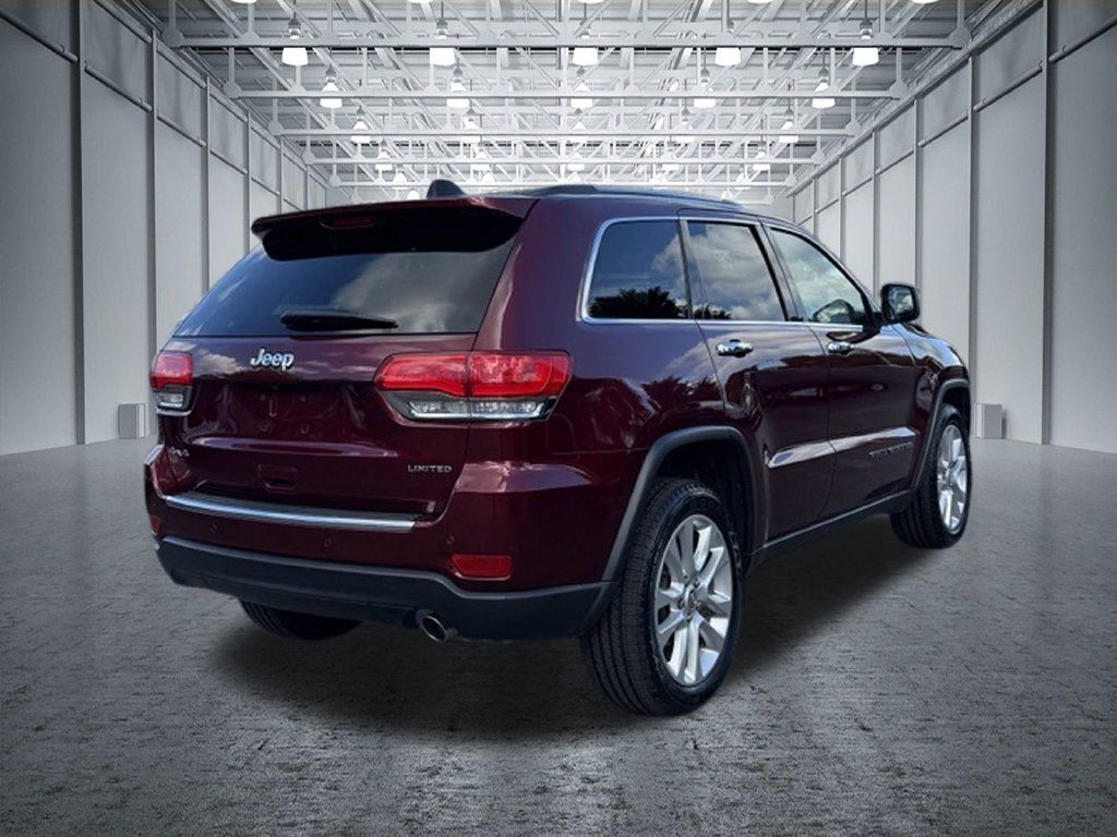 Used 2017 Jeep Grand Cherokee Limited w/ Luxury Group II AWD/4WD image 24