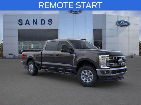 New 2025 Ford F250 XLT w/ Snow Plow/Camper Package image 7