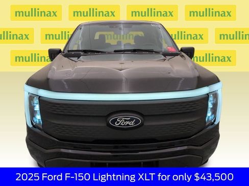 Certified 2025 Ford F150 Lightning XLT image 14
