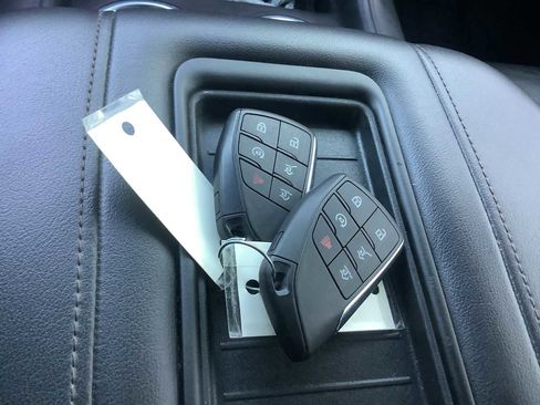 Used 2021 Chevrolet Tahoe High Country image 18