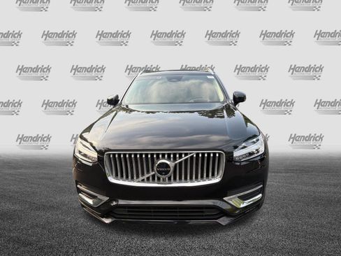 Certified 2023 Volvo XC90 B5 Plus w/ Protection Package Premier AWD/4WD image 3