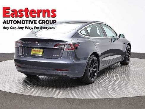 Used 2018 Tesla Model 3 Long Range AWD/4WD image 5