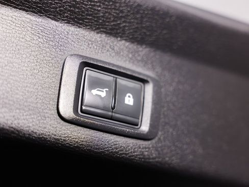 Used 2024 Mitsubishi Outlander SE image 16