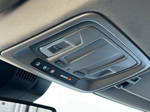 Used 2024 GMC Sierra 1500 SLT image 23