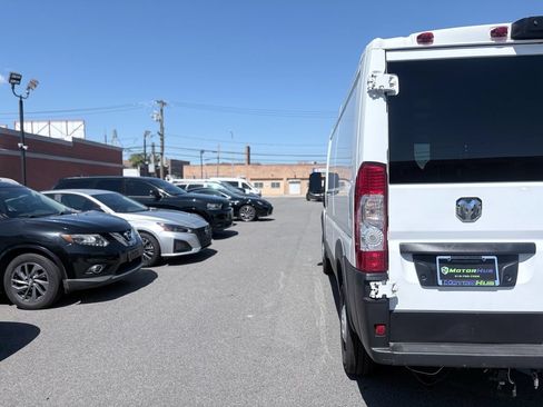 Used 2023 RAM ProMaster 2500 FWD image 13