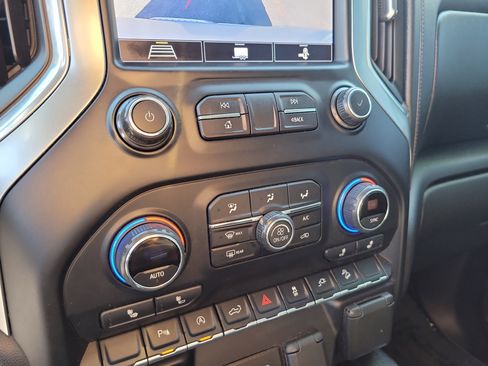 Used 2020 Chevrolet Silverado 1500 RST w/ All-Star Edition image 23