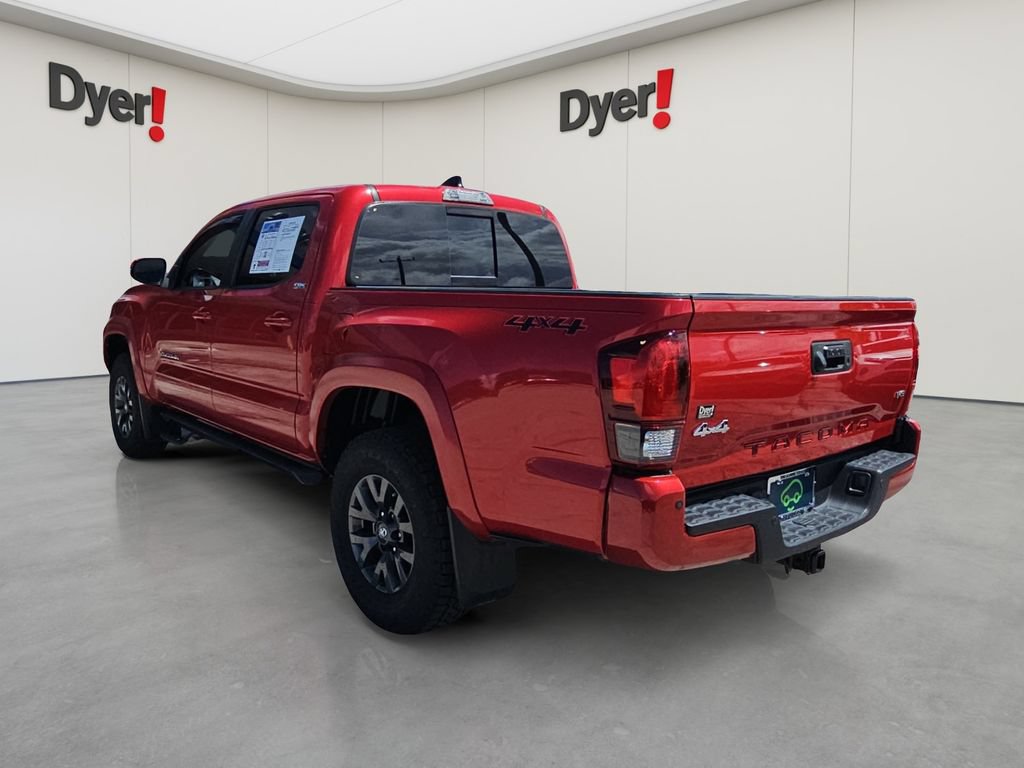 Used 2023 Toyota Tacoma SR5 AWD/4WD image 3