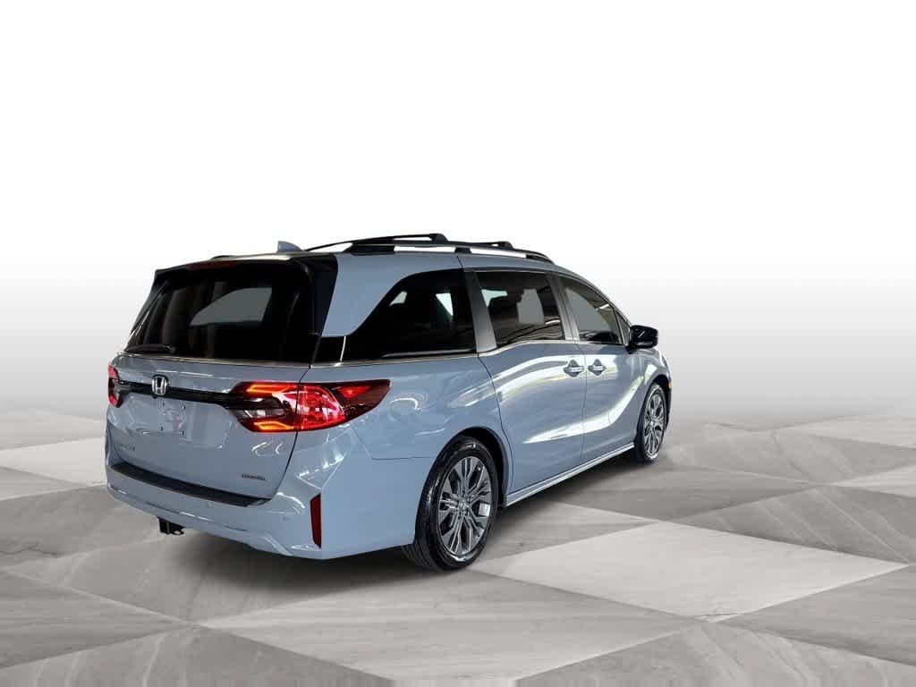 Certified 2025 Honda Odyssey Touring image 8