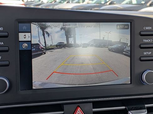 Certified 2026 Hyundai Elantra Hybrid FWD image 21