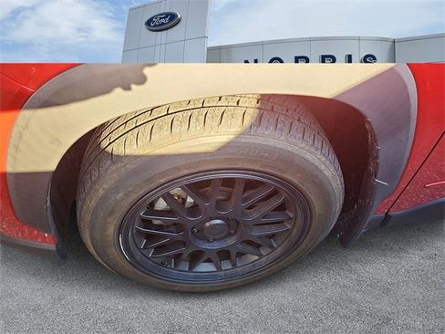 Used 2022 Toyota Corolla Cross XLE image 3