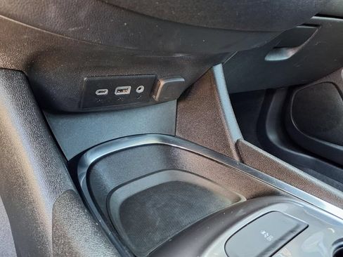 Used 2023 Chevrolet Malibu LT FWD image 20