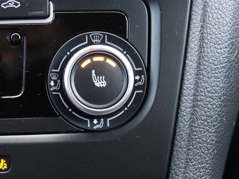 Used 2012 Volkswagen Golf TDI FWD image 86