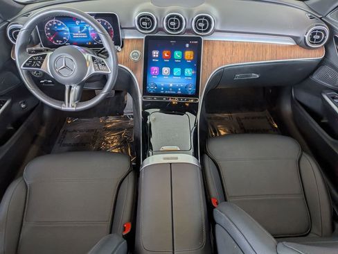 Used 2025 Mercedes-Benz C 300 Sedan image 29