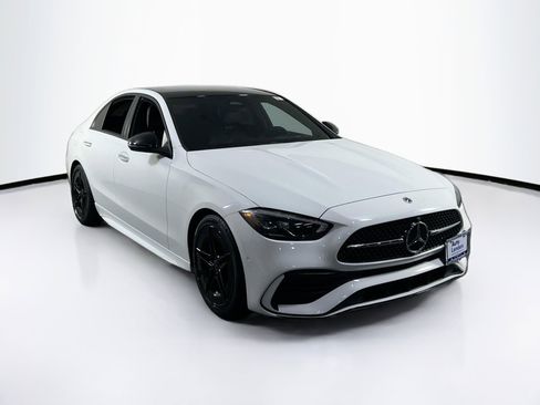 Used 2023 Mercedes-Benz C 300 4MATIC Sedan image 3