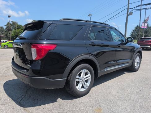 Used 2020 Ford Explorer XLT AWD/4WD image 6