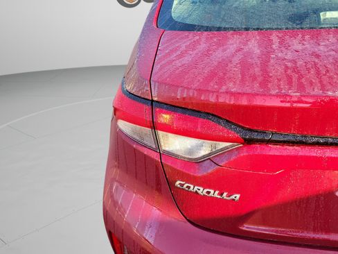 Certified 2025 Toyota Corolla LE image 24