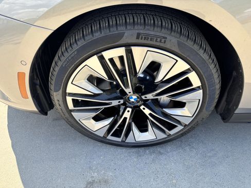 Certified 2026 BMW 530i RWD image 11