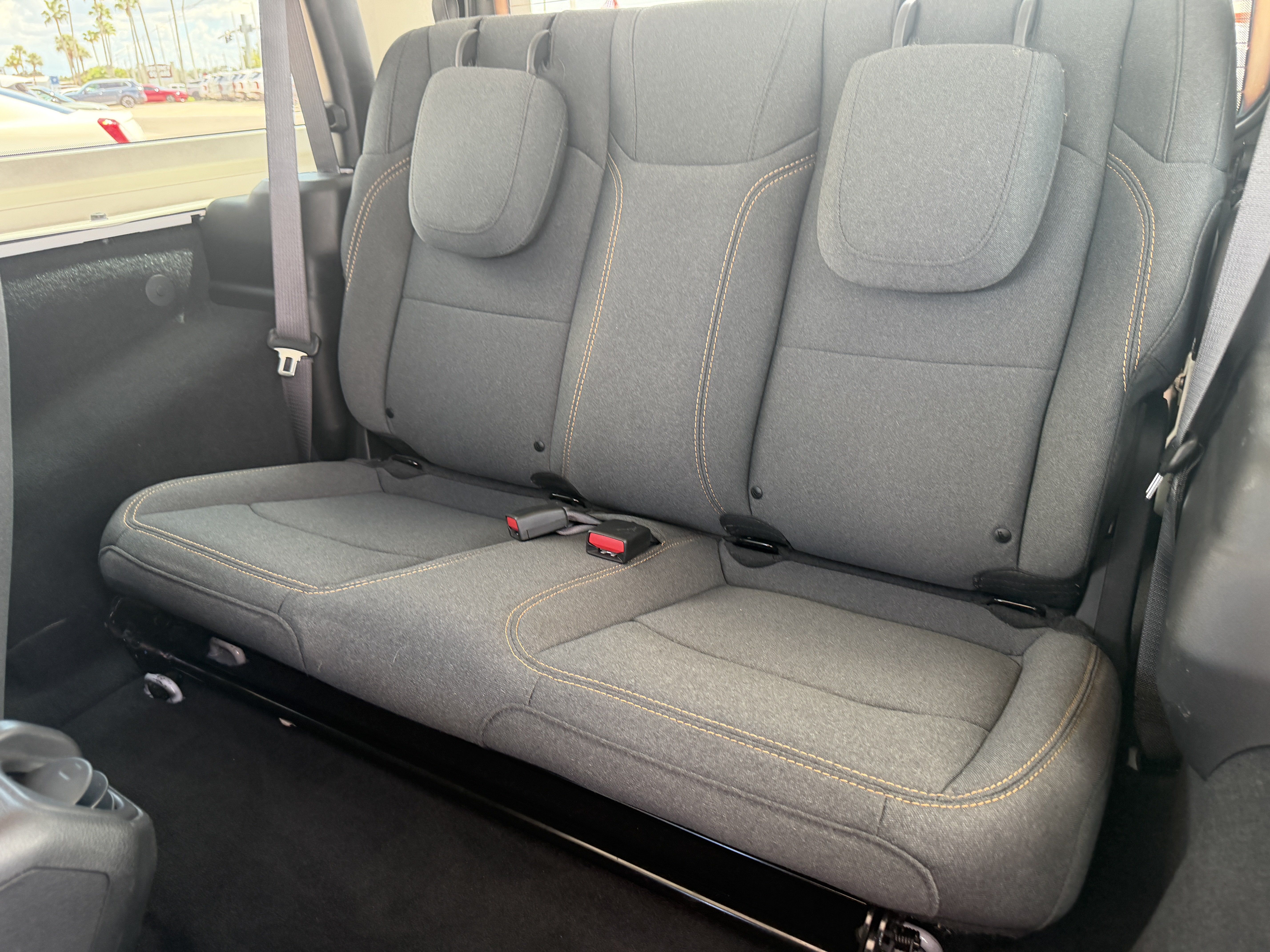 Used 2024 Jeep Wrangler Sport AWD/4WD image 19