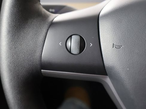 Used 2021 Tesla Model 3 Long Range image 32