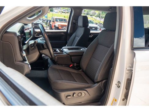 Used 2023 GMC Sierra 1500 Elevation AWD/4WD image 12