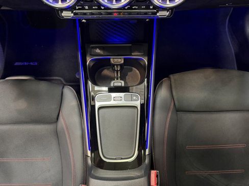 Used 2024 Mercedes-Benz EQB 250+ image 19