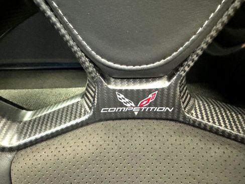 Used 2016 Chevrolet Corvette Z06 w/ 3LZ Preferred Equipment Group image 17