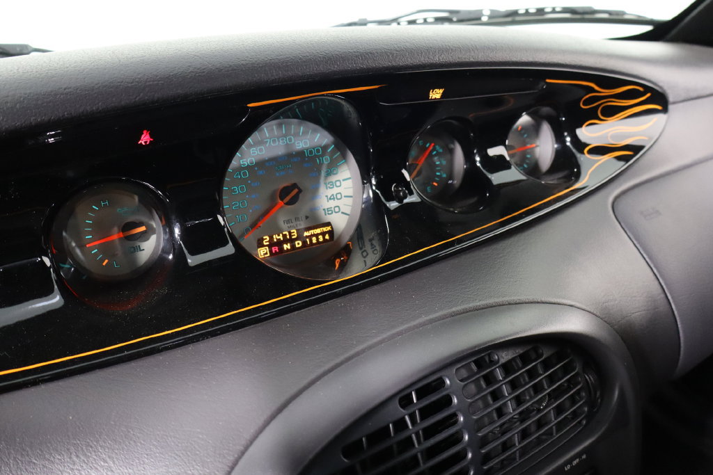 Used 2000 Plymouth Prowler RWD image 16