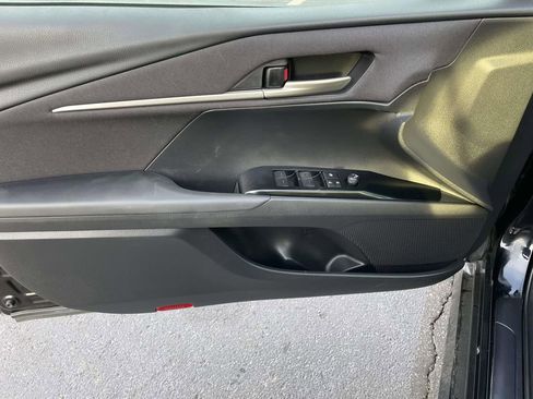 Used 2025 Toyota Camry LE image 27