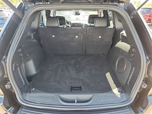 Used 2022 Jeep Grand Cherokee Laredo X image 28