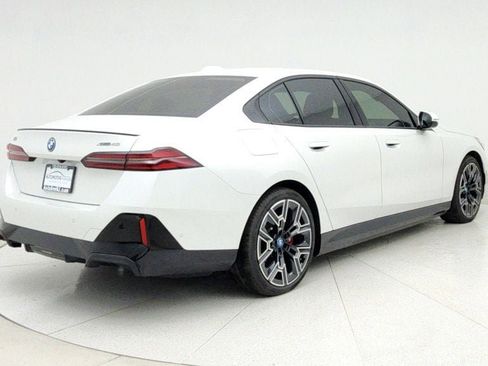 Used 2025 BMW i5 xDrive40 w/ M Sport Package image 5