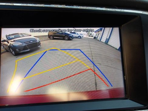 Used 2018 Hyundai Elantra SEL w/ Cargo Package FWD image 5