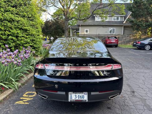 Used 2016 Lincoln MKZ Reserve w/ Equipment Group 300A Reserve AWD/4WD image 9