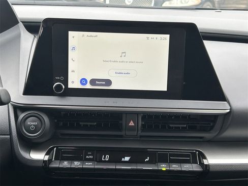 Used 2025 Toyota Prius LE image 18