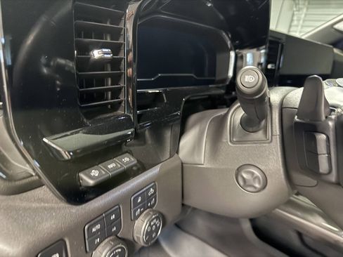 Used 2025 Chevrolet Silverado 1500 ZR2 w/ Technology Package AWD/4WD image 12